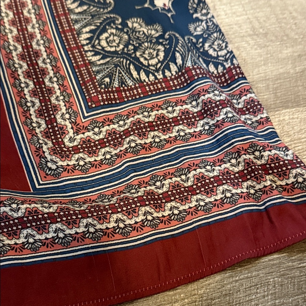 Women's Multicolor Patterned Top - Picture 12 of 12
